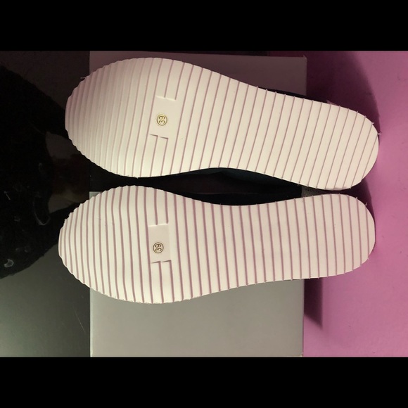 Ricardo Farini Flats size 8US/39EU. - Picture 2 of 4